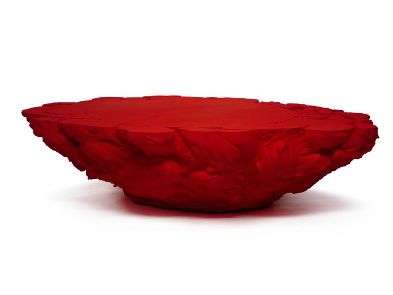 10.- Coffee Table 'Rubber' Red - cortesía Machado-Muñoz