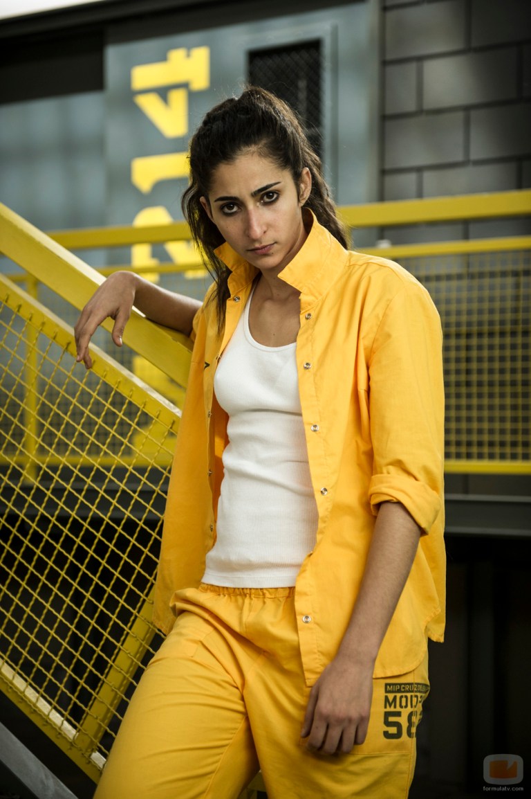 47035_alba-flores-saray-vis-a-vis