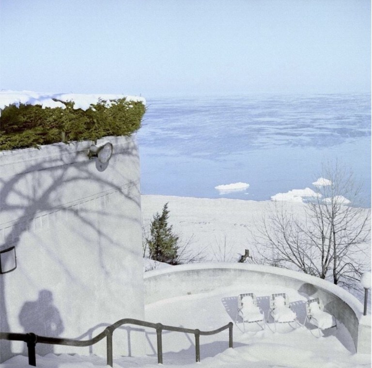 58_Vivian MAIER Self-portrait, Chicago, early 1960s