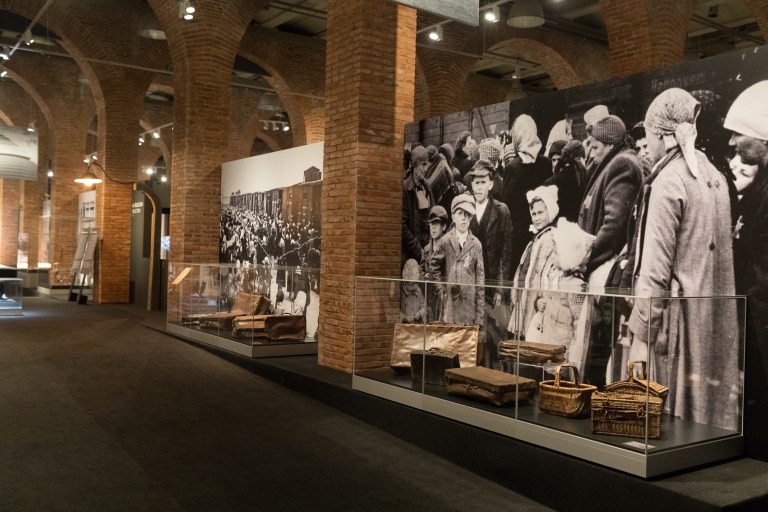 8.- Vista de la exposición, @Jesús Varillas, cortesía Musealia